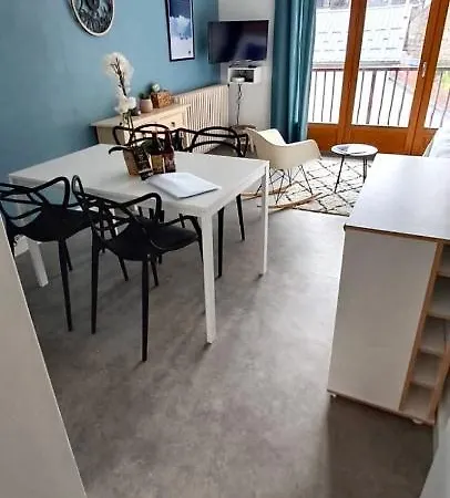 2 A 4 Personnes Luchon Centre Apartman